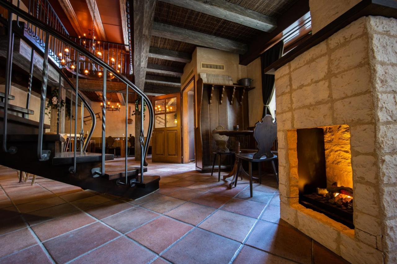 Peanut Medieval Lodge 상트 우르산 외부 사진