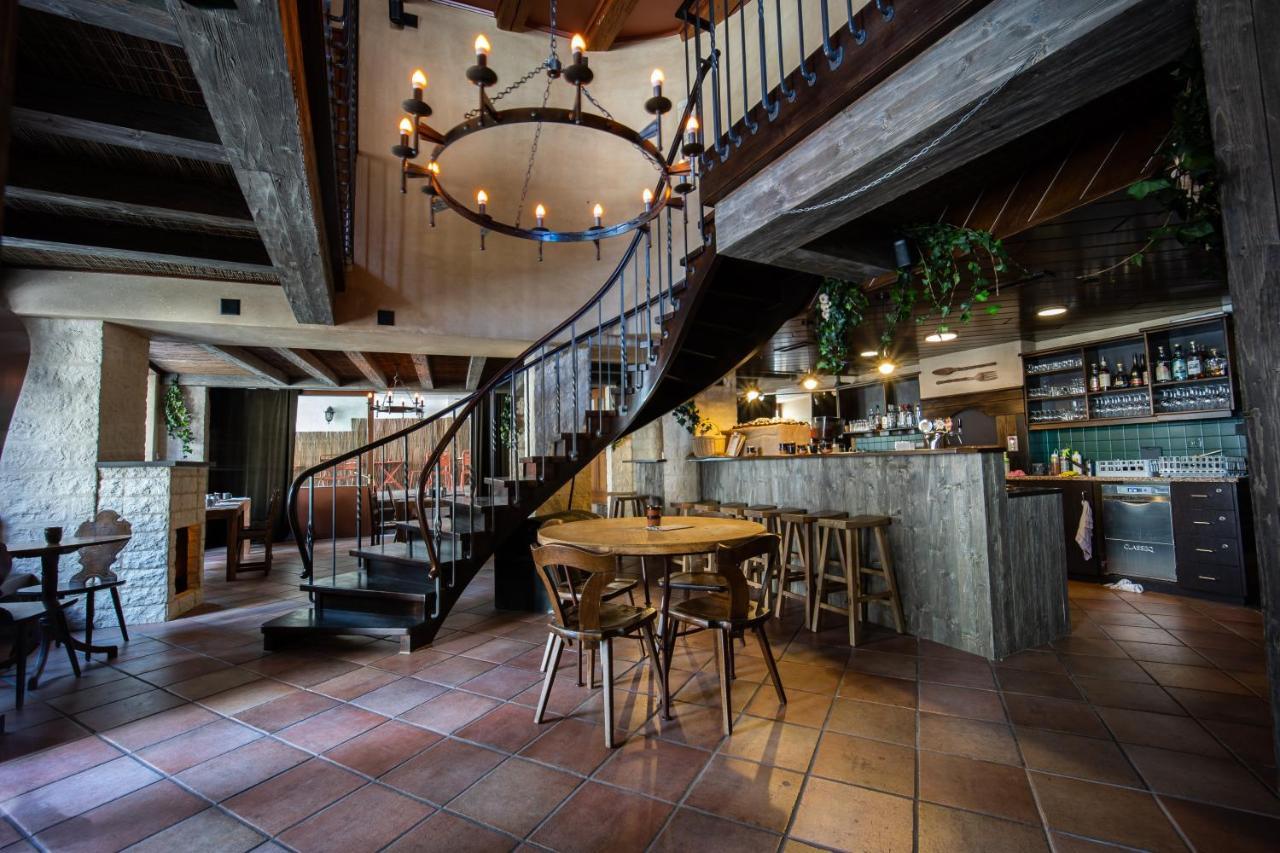 Peanut Medieval Lodge 상트 우르산 외부 사진