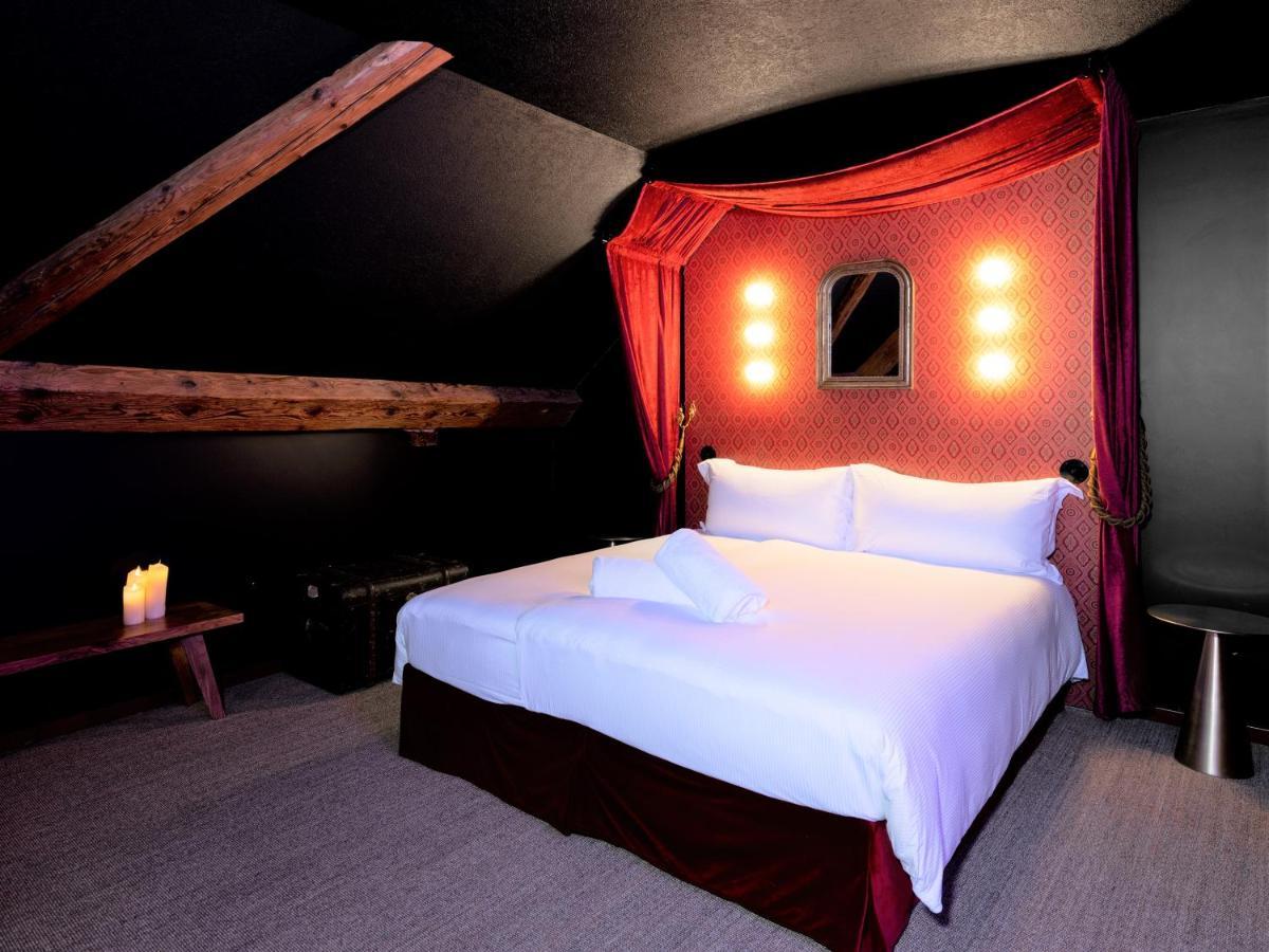Peanut Medieval Lodge 상트 우르산 외부 사진